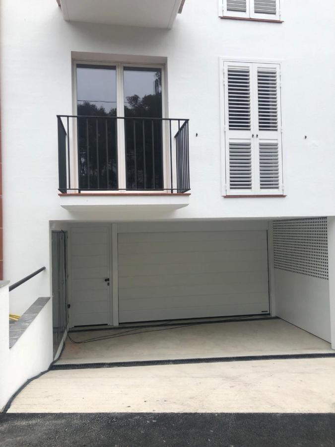 Apartamento nuevo en el centro con garaje Cadaqués Exterior foto